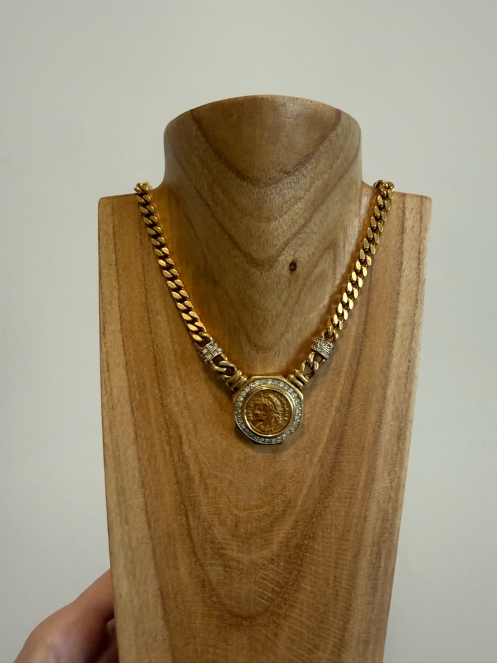 Vintage Gold Plated Coin Medallion Chain Necklace - Classic Women's Jewelry